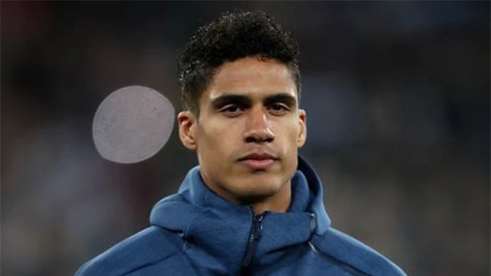 Real Madrid sẵn sàng bán Varane cho Man United