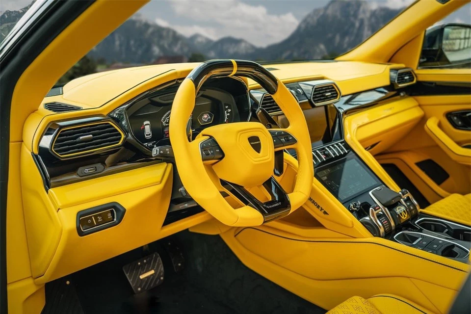 Siêu SUV Lamborghini Urus hầm hố với gói độ Venatus - Hình 6