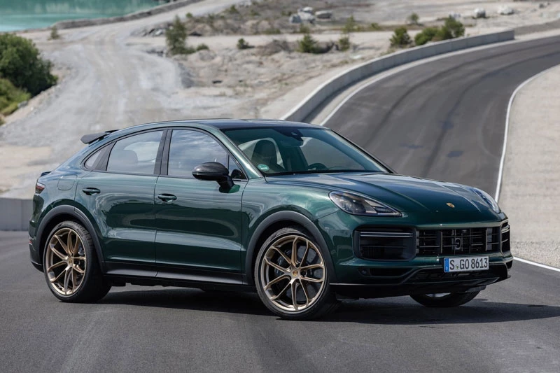 Porsche Cayenne Turbo GT 2022.