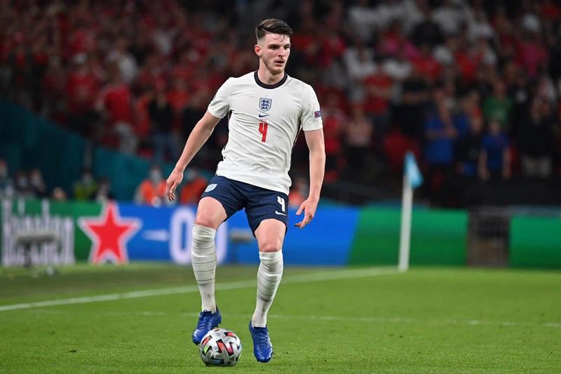 =7. Declan Rice (Anh, CLB: West Ham, giá trị hiện tại: 70 triệu euro, mức tăng: 5 triệu euro).