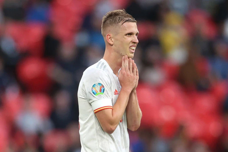 =7. Dani Olmo (Tây Ban Nha, CLB: RB Leipzig, giá trị hiện tại: 50 triệu euro, mức tăng: 5 triệu euro).