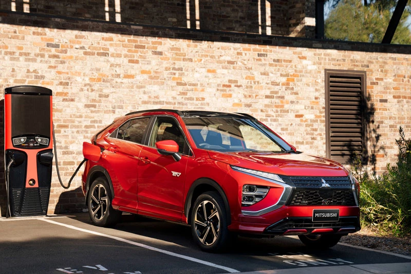 Mitsubishi Eclipse Cross Plug-In Hybrid 2022.