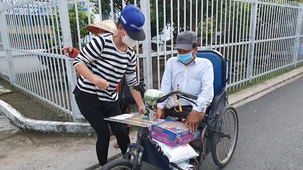 Cần Thơ: Hỗ trợ hơn 5.000 người bán vé số, mỗi người 900.000 đồng