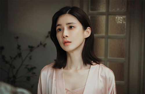 Sinh con được 10 ngày, tôi tức tốc bế con về ngoại vì bữa nào mẹ chồng cũng cho ăn rau ngót chấm muối