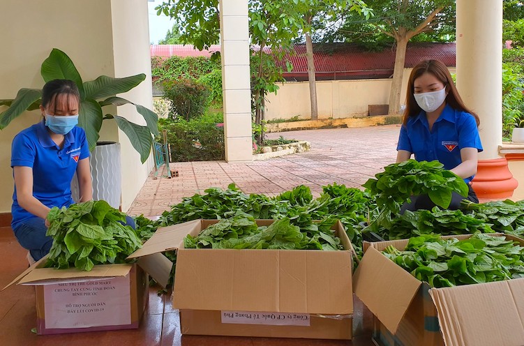 "Chuyến xe nghĩa tình” hướng về tâm dịch TP Hồ Chí Minh