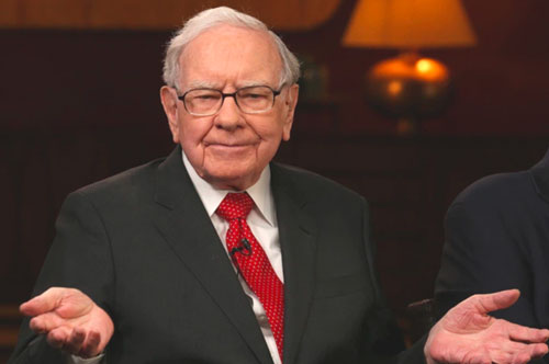 Warren Buffett chỉ ra sai lầm số 1 của các bậc cha mẹ khi dạy con về tiền bạc