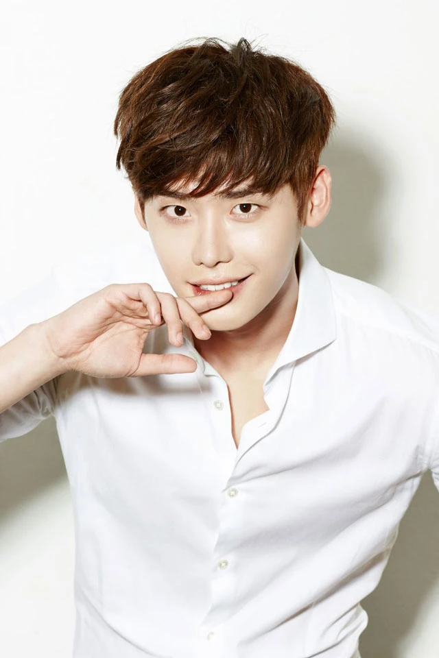 5. Lee Jong-suk.