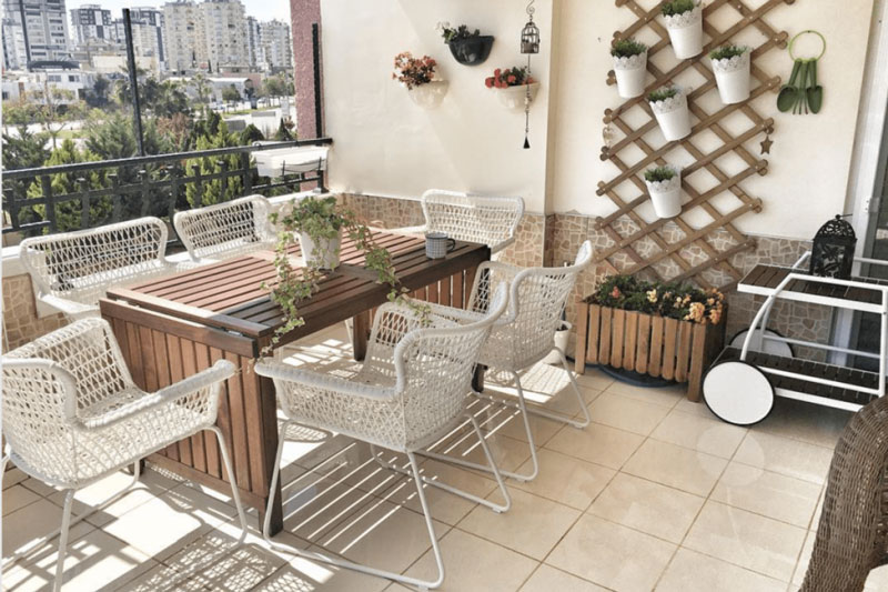 Những mẹo trang trí ban công nhỏ độc đáo và đầy phong cách