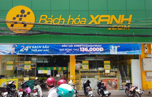 Lập biên bản một cửa hàng Bách hoá Xanh bán cao hơn giá niêm yết