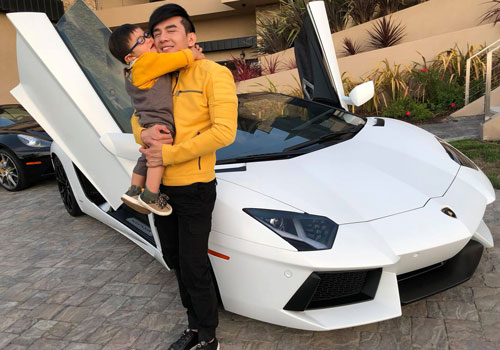 Bộ sưu tập siêu xe, xe siêu sang triệu USD của vợ chồng Thủy Tiên - Đan Trường thuở còn mặn nồng