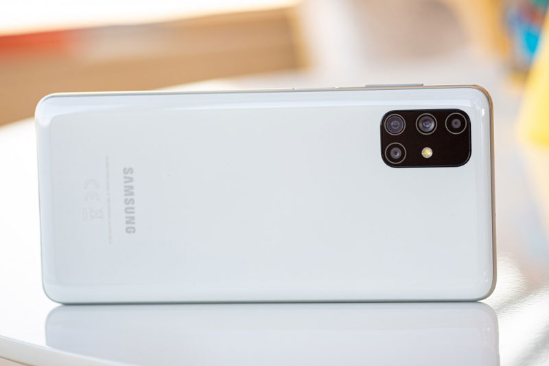 Samsung Galaxy M51 với pin 7.000 mAh, RAM 8 GB giảm giá 1,84 triệu đồng tại Việt Nam