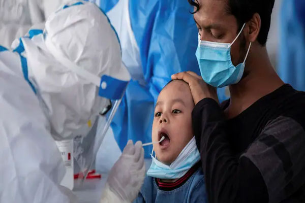 COVID-19 có thể gây tổn hại nghiêm trọng đến não của trẻ