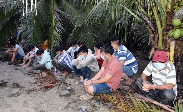 Bến Tre: 28 nam nữ tập tụ cờ bạc trong thời điểm giãn cách xã hội