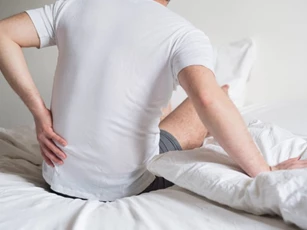 Đau lưng đi kèm 8 dấu hiệu này thì cơ thể bạn đang gặp nguy