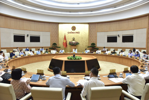 Thủ tướng chủ trì họp khẩn với Ban Chỉ đạo Quốc gia phòng, chống COVID-19
