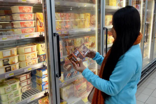 8 thói quen cần tránh để không “mất tiền oan” khi đi mua sắm