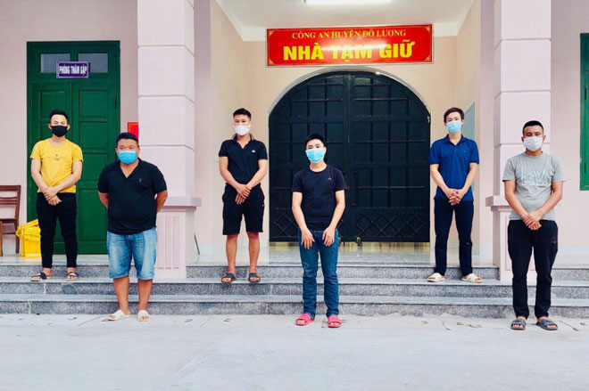 Nghệ An: Đánh sập đường dây đánh bạc hàng chục tỷ đồng, bắt 8 đối tượng