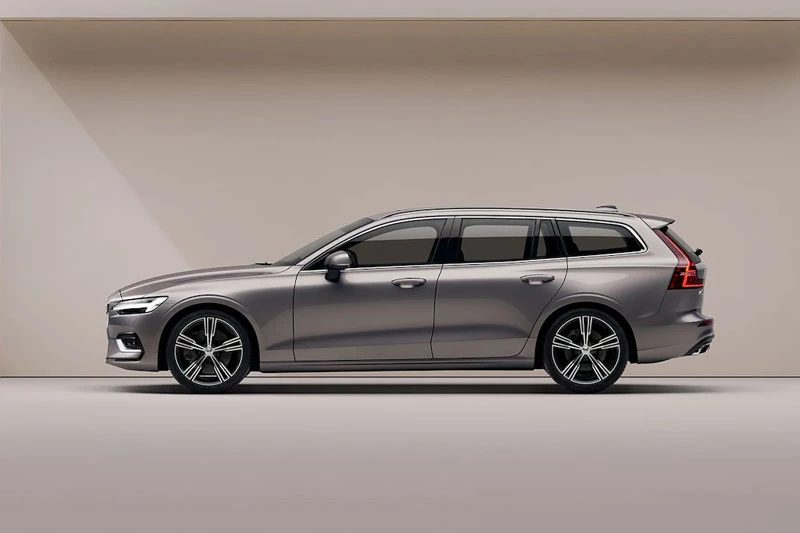 9. Volvo V60 2021.