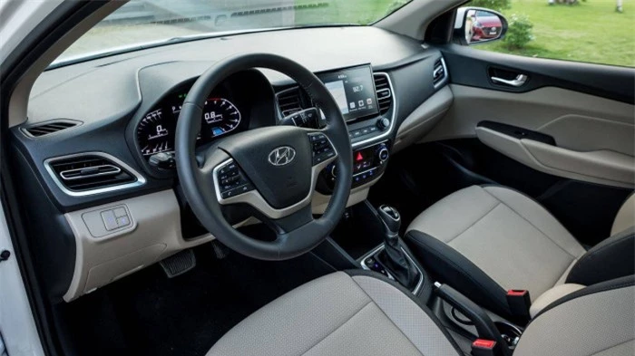 Giá lăn bánh Hyundai Accent tháng 7/2021: Thấp nhất từ 483 triệu đồng 2