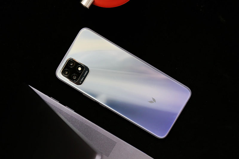 Smartphone 5G, RAM 6 GB, pin 5.000 mAh, giá 6 triệu đồng