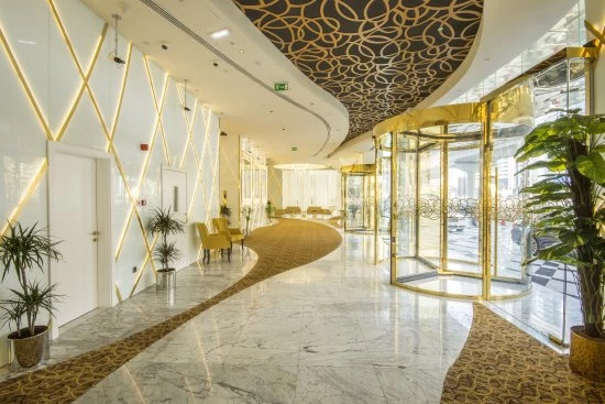 Từ năm 2018, khách sạn Gevora ở Dubai (UAE) đã trở thành khách sạn cao nhất thế giới với 75 tầng (356,3 m). Ảnh: Tripadvisor.