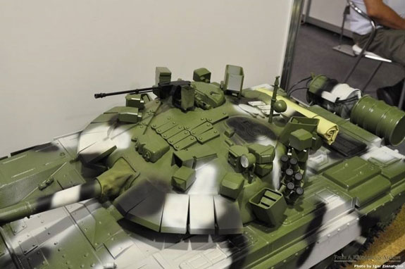 Tổ hợp Arena-M gia tăng sức mạnh xe tăng quân đội Nga ra sao?