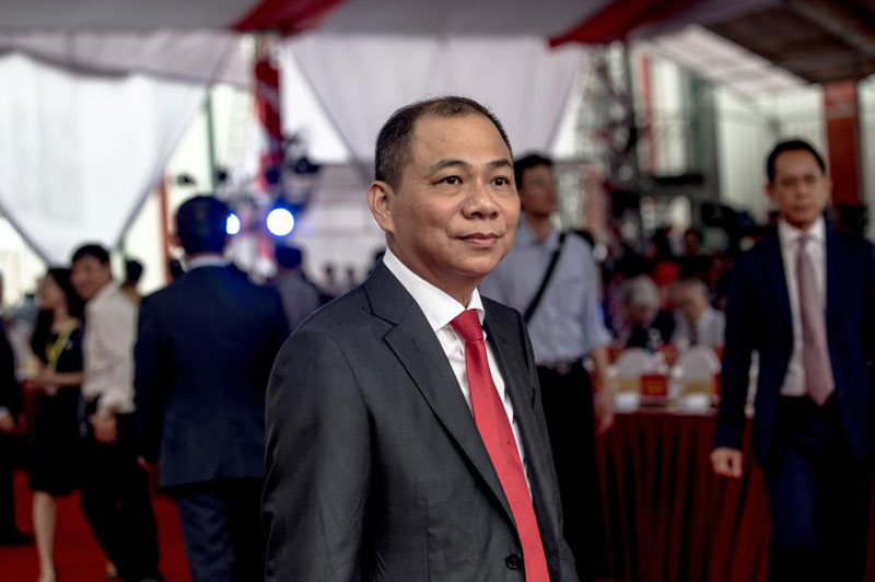 Tỷ phú Phạm Nhật Vượng chiêu mộ loạt nhân sự cấp cao từ Tesla, Toyota đến BMW, quyết nâng tầm VinFast thành đế chế xe điện của thế giới