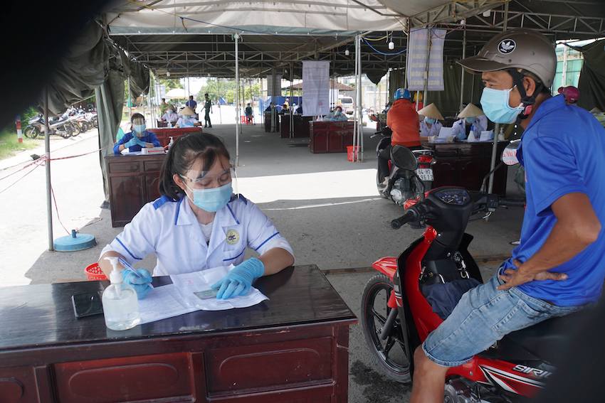 Bố trí lại các điểm kiểm soát dịch COVID-19 vào TP Cần Thơ