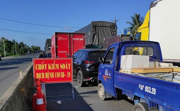 Bình Dương: Không cần cấp mã QR đối với phương tiện khi qua chốt kiểm dịch