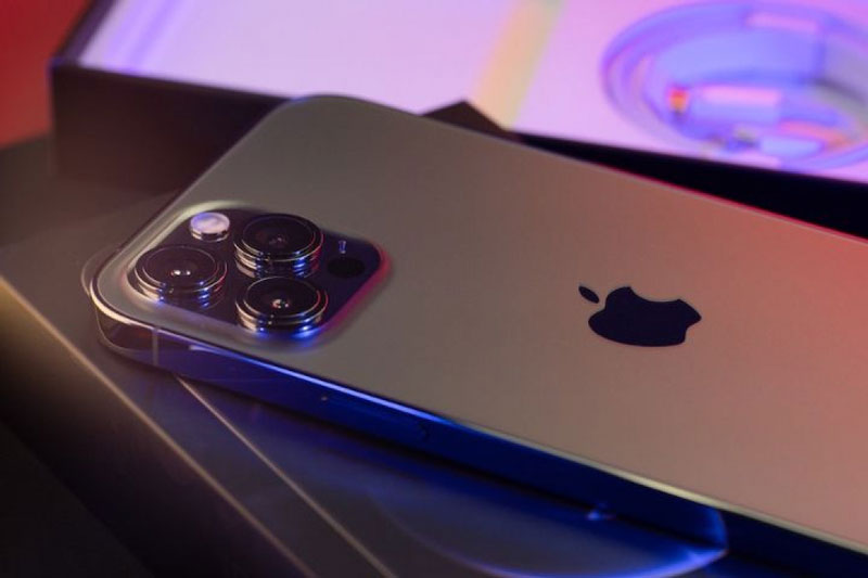 Apple lại bị tố bóp hiệu suất iPhone để lôi kéo người dùng nâng cấp