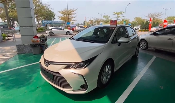 Toyota Corolla Altis 2021 đầu tiên xuất hiện tại Việt Nam - 10