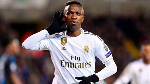 HLV Ancelotti 'bảo kê' cho Vinicius Junior