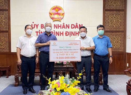 Tập đoàn Hưng Thịnh hỗ trợ Bình Định thiết bị phòng, chống dịch COVID-19 trị giá 9,5 tỷ đồng 