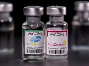 Hai liều vaccine Pfizer, AstraZeneca có hiệu quả cao trước biến thể Delta