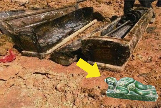 Lão nông di dời mộ tổ, tìm thấy 'mỹ nhân ngọc' dưới đáy quan tài: Chuyên gia nói một lời khiến ông nổi giận đùng đùng!