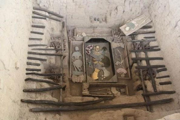 Sau tiếng nổ bất ngờ, kho báu lớn thứ 8 thế giới lộ ra: Nhà khảo cổ hối hận khi nhìn bên trong