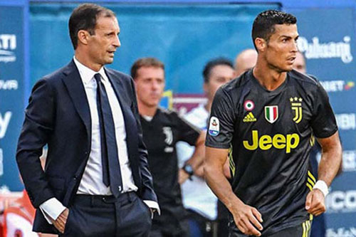 Juventus hướng đến mùa giải mới: Hãy biết làm tắc kè như Allegri