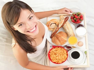 Giảm cân tại nhà hiệu quả nhờ vào thói quen ăn uống