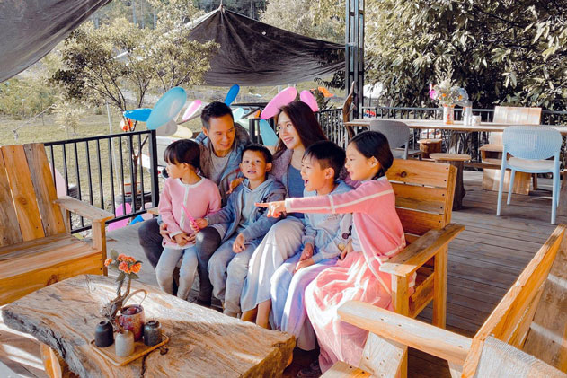 Ngoài biệt thự đắt đỏ ở Sài Gòn, Lý Hải - Minh Hà còn sở hữu nông trại thơ mộng ở Đà Lạt