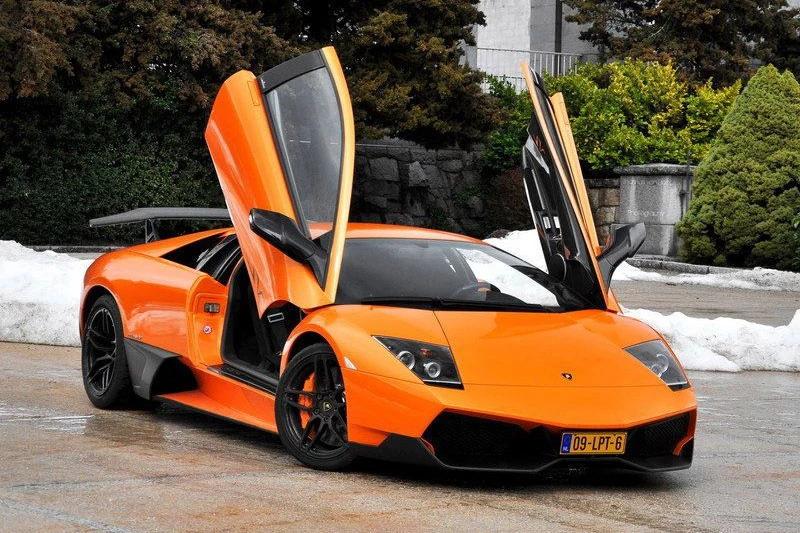 4. Lamborghini Murcielago LP 670-4 SuperVeloce.