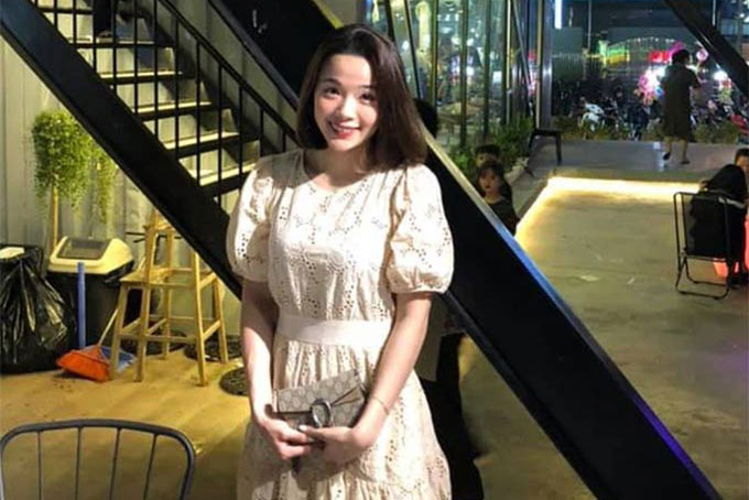 Nguyễn Thuỳ Linh, hoa khôi bén duyên cầu lông nhờ ông ngoại