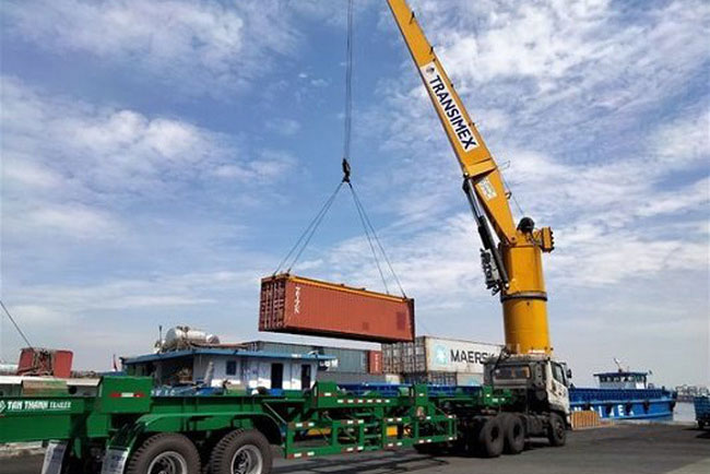 Xuất nhập khẩu tăng trưởng, nhiều doanh nghiệp cảng lãi đậm