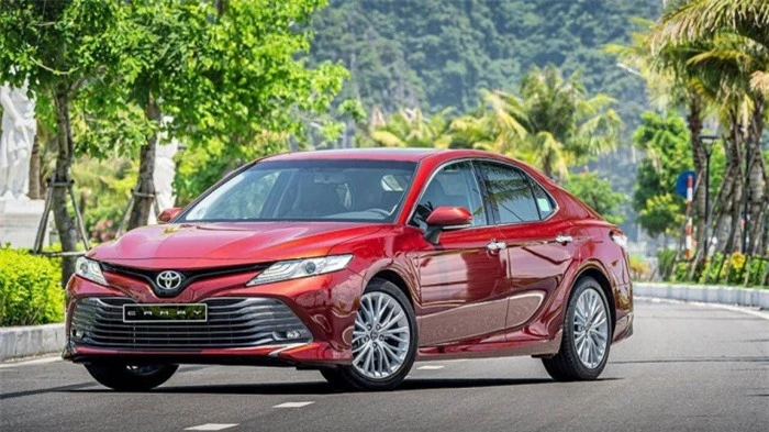 Giá xe Toyota Camry tháng 7/2021: Giảm 25 triệu đồng 1