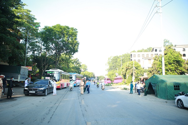 Hà Nội cách ly toàn xã hội 15 ngày, những dịch vụ nào được phép hoạt động?