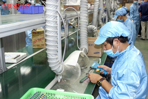 Tìm ‘chìa khóa’ phục hồi kinh tế hậu COVID-19 đợt 4