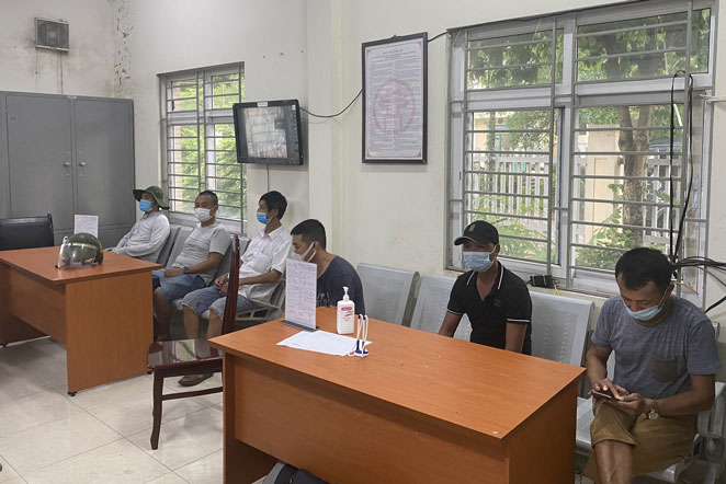 Hà Nội đang thực hiện giãn cách xã hội theo Chỉ thị 16, cần thủ đi câu cá nhận ''kết đắng"