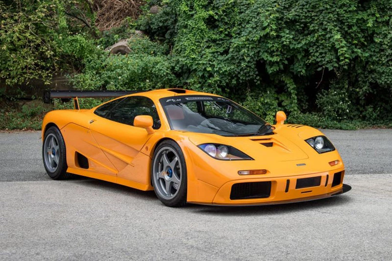 5. McLaren F1 LM (671 mã lực). F1 LM sử dụng động cơ V12 dung tích 6,1 lít do BMW sản xuất, công suất 671 mã lực, mô-men xoắn cực đại 705 Nm.