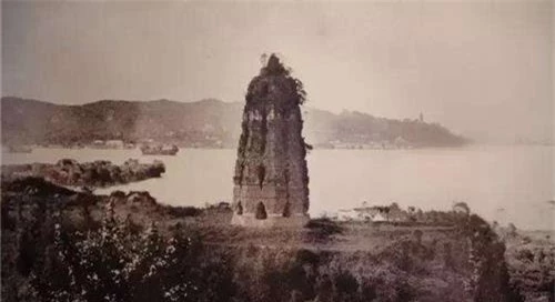 77 năm sau sự sụp đổ của chùa Lôi Phong, chuyên gia tìm thấy một căn phòng bí mật dưới ngọn tháp: Bí ẩn ngàn năm hé lộ! - Ảnh 2.