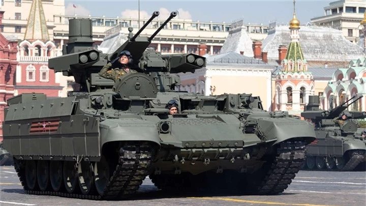 Vũ khí thay đổi cuộc chơi, Nga sẽ dùng BMPT-72 quét sạch bộ binh kẻ thù - 1