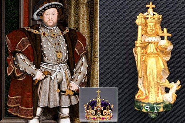 Vô tình tìm thấy báu vật hơn 60 tỷ dưới gốc cây